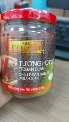 Tương Hột Ớt LeeKumKee 260gr